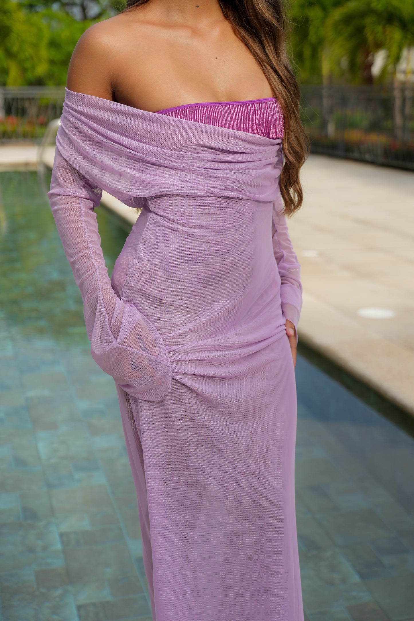 Maxivestido drapeado lila